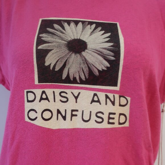 NWT Womens Mother Daisy and Confused Lil Sinful Wash Pink Cotton Linen T-Shirt L - Picture 4 of 9